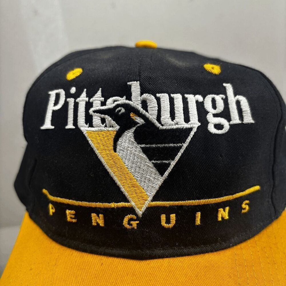Vintage 90s Y2K Pittsburg Penguins Snapback NHL Twin Enterprises Hat Cap